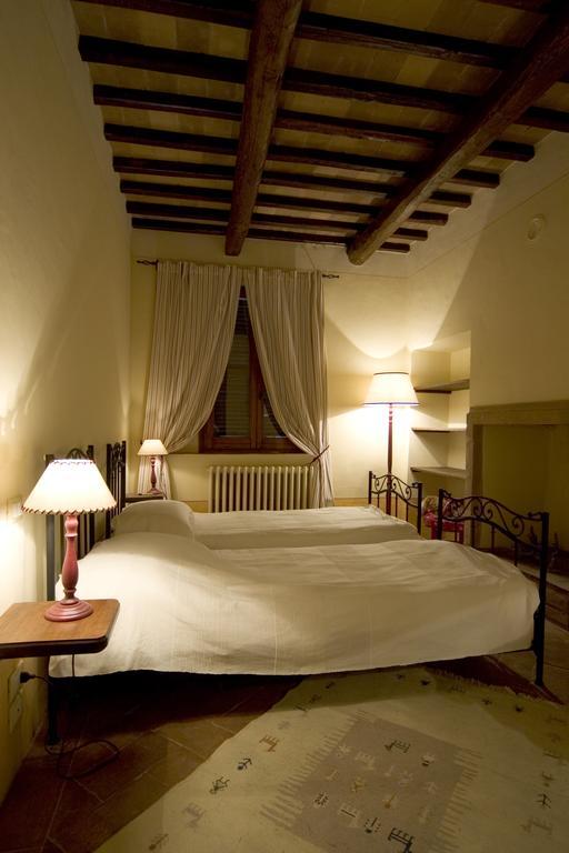 L'Arco Romanico 몬테팔코 외부 사진